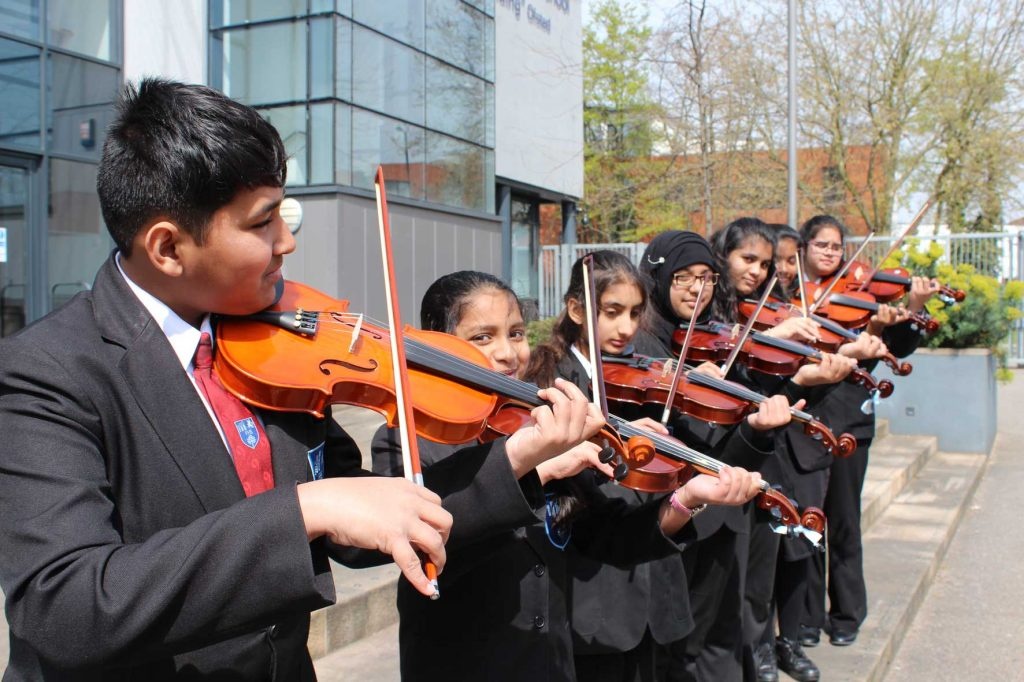 Featherstone High School - Facilities